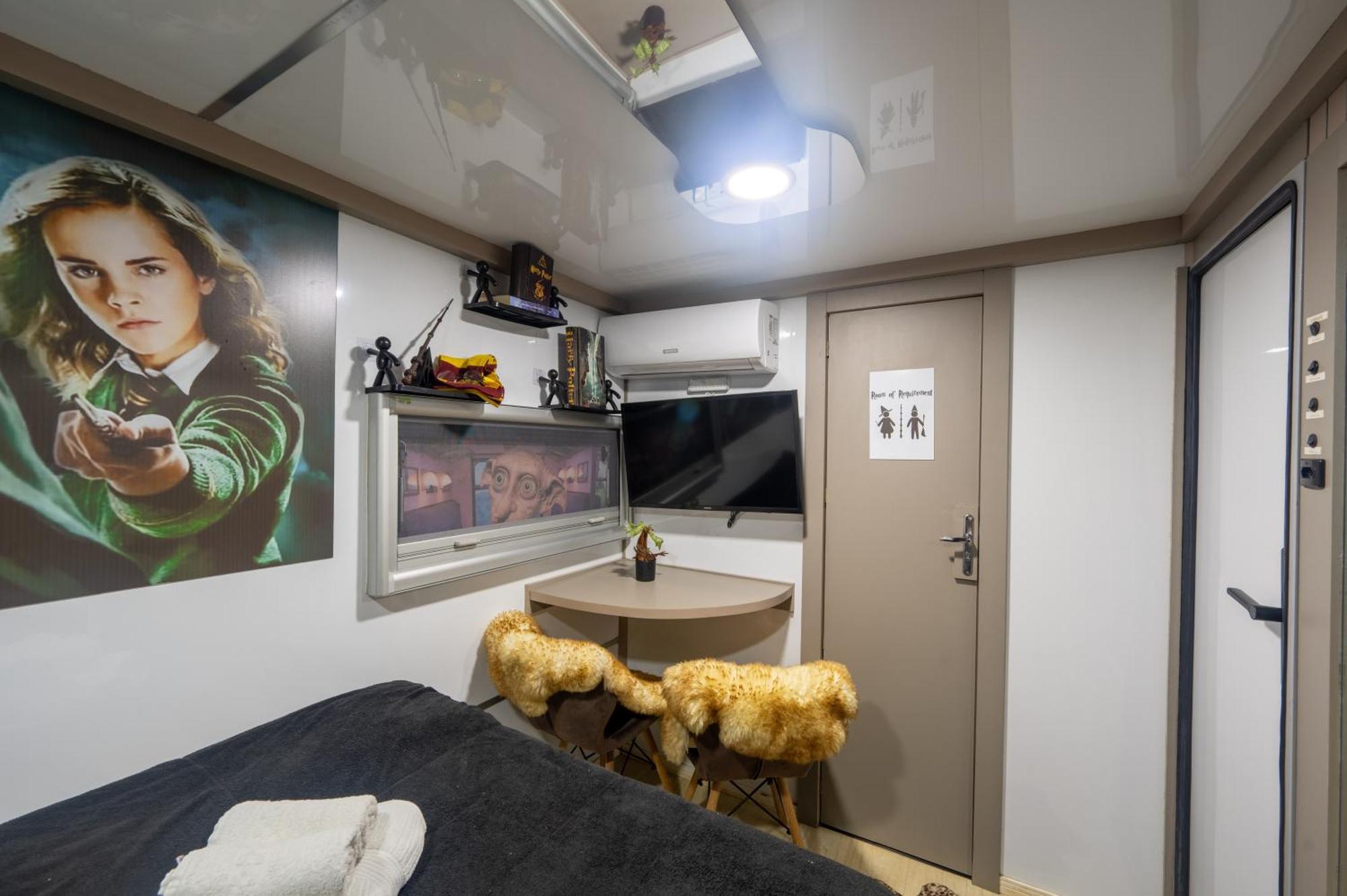 Lodge Recanto Lira 1 E 3 *
