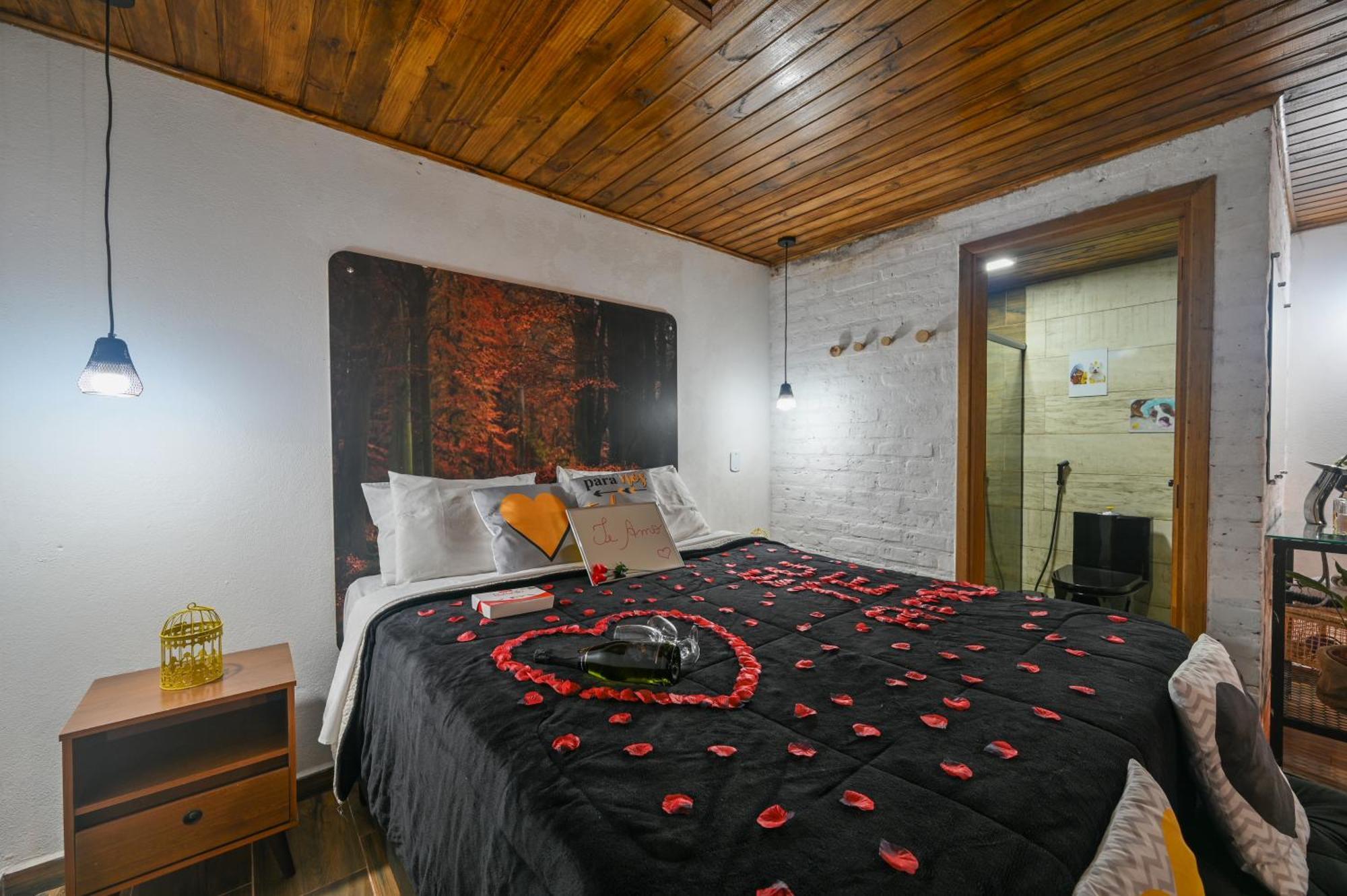 Lodge Recanto Lira 1 E 3 *