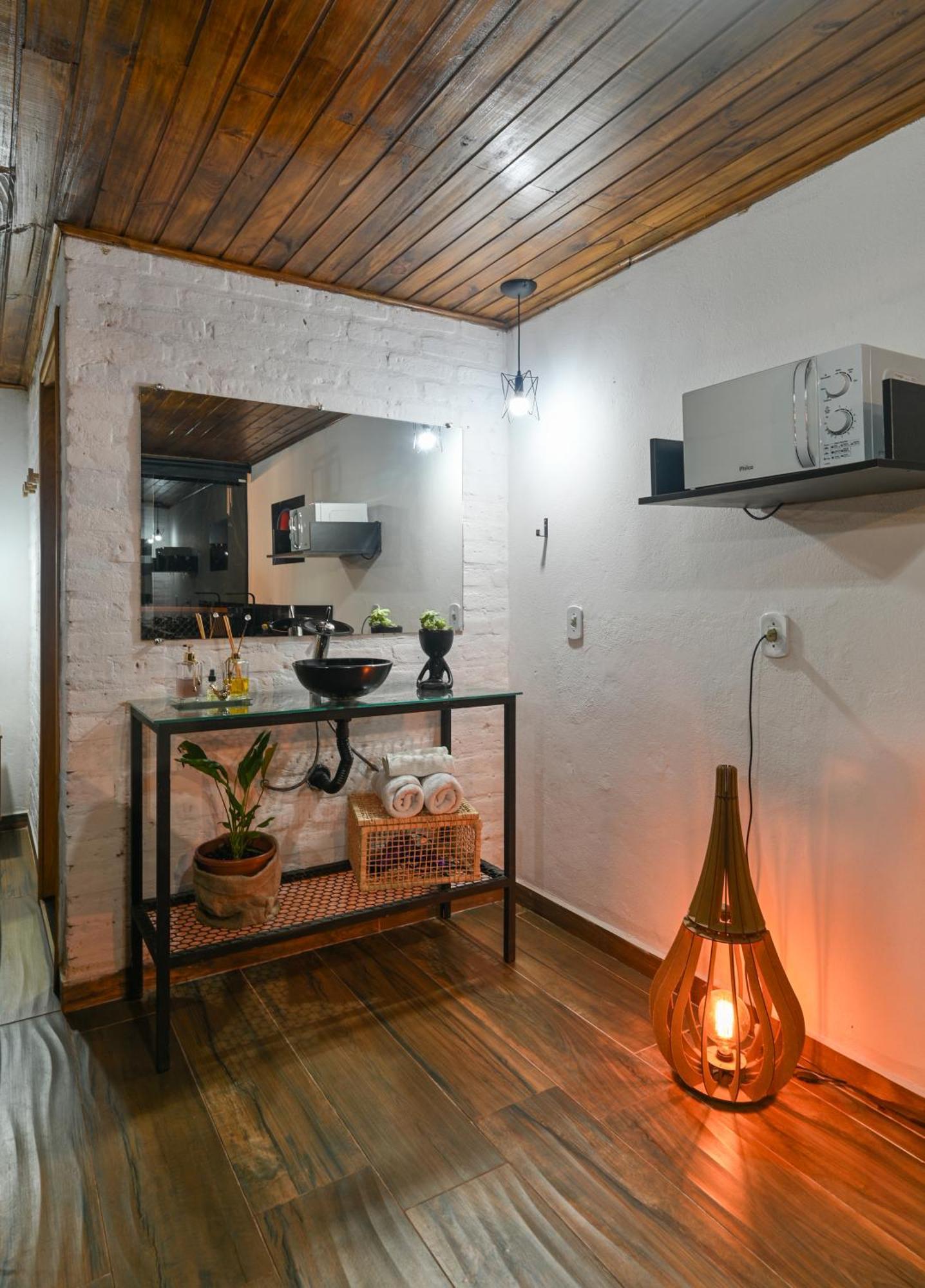 Lodge Recanto Lira 1 E 3 *